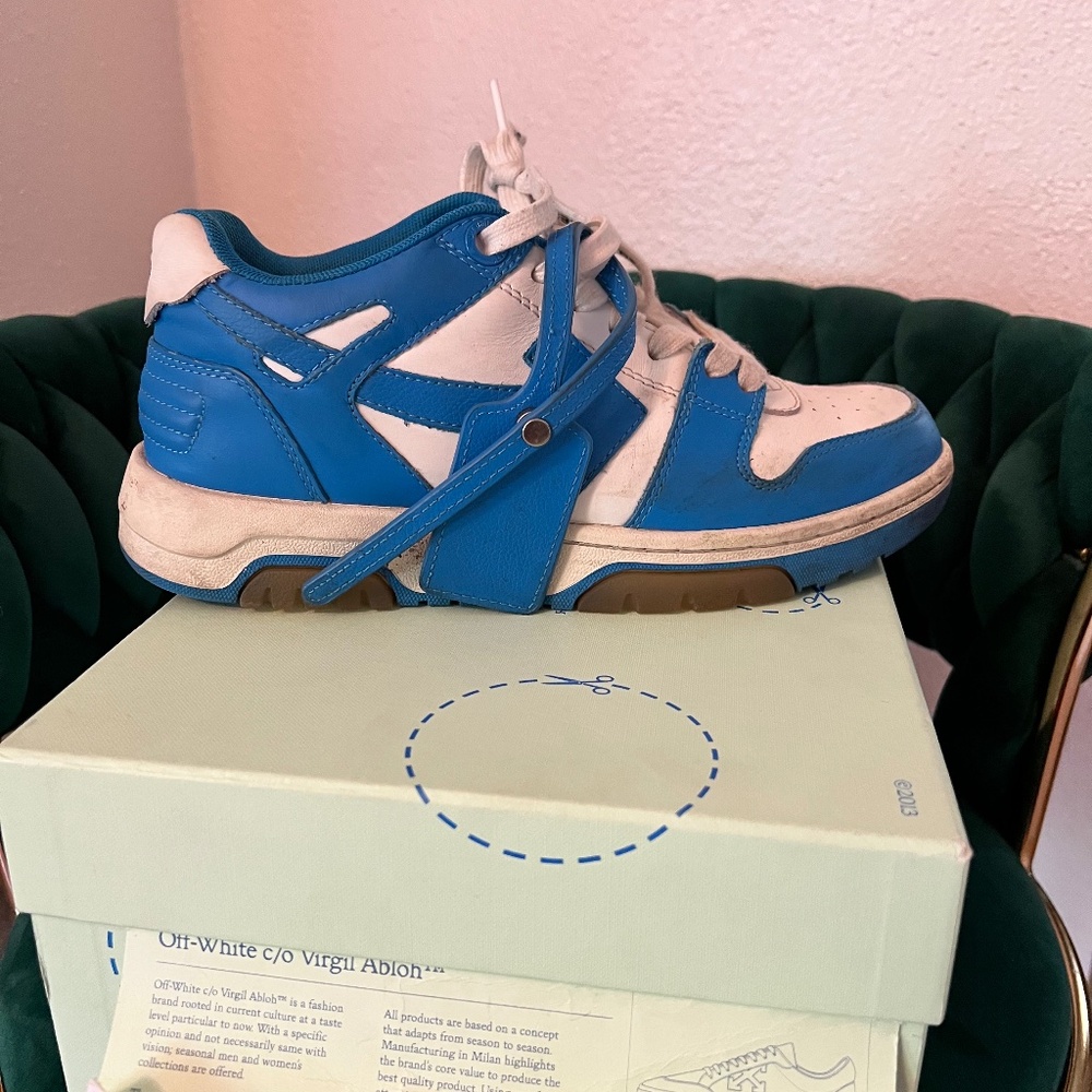 Off-White Woman Sneakers